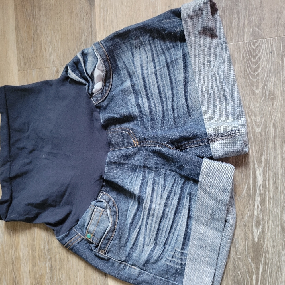 Maternity denim shorts